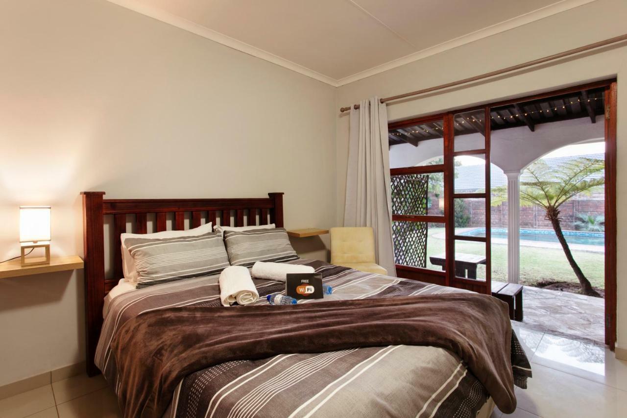 200m2, 1 yatak odalı, 2 banyolu House, Garsfontein bölgesinde Pretoria-Noord Dış mekan fotoğraf